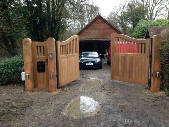 Driveway Gates Posts For Sale In Uk 53 Used Driveway Gates Posts